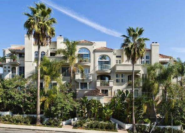 960 N. Doheny