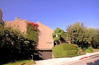 Larrabee Townhomes