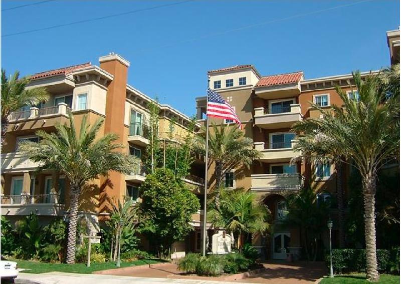 Del Rey Terrace
