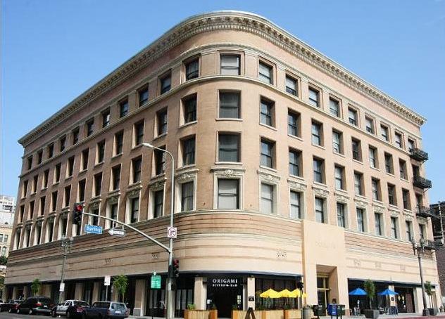 Douglas Building Lofts