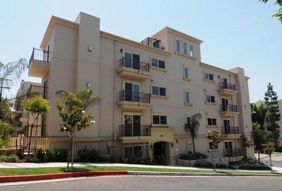 La Grange Condos
