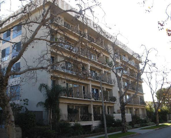 450 South Maple Dr