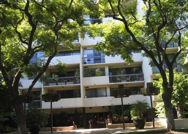 Oakhurst Terrace