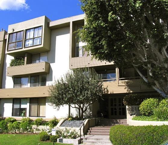 Olive Executive Townhomes